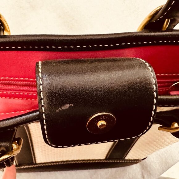 Coach Black Beige Bucket Shoulder Bag - Picture 6 of 9